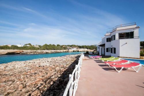 Menurka - Cala Blanca Ferienhaus *