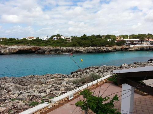 Menurka - Cala Blanca Ferienhaus *